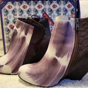 Irregular Choice Motherly Love Purple 41 BNIB